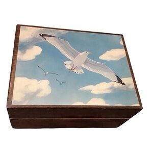 Reuge Swiss Wood Music Box Seagull Plays "Born Free" 4-1/2" x 3-1/2" Lacquered